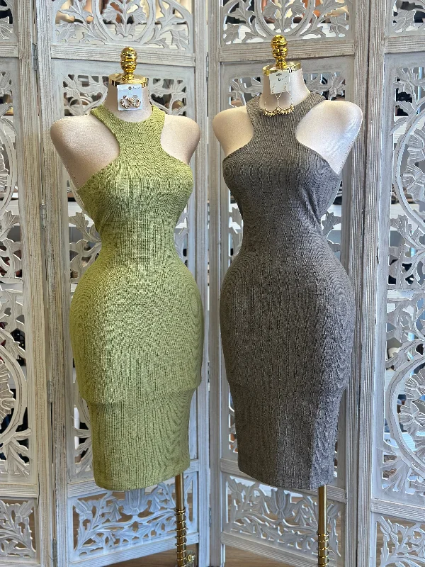 Ribbed Patterned Bodycon Dress- Estira Poco , Slightly Stretchy