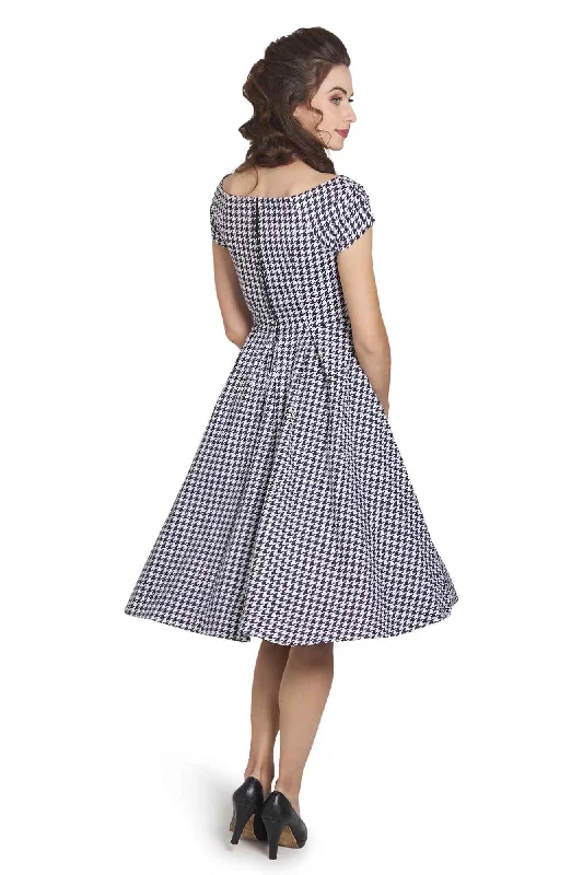 Lily Houndstooth Sleeved Full Circle Dress in Black/White